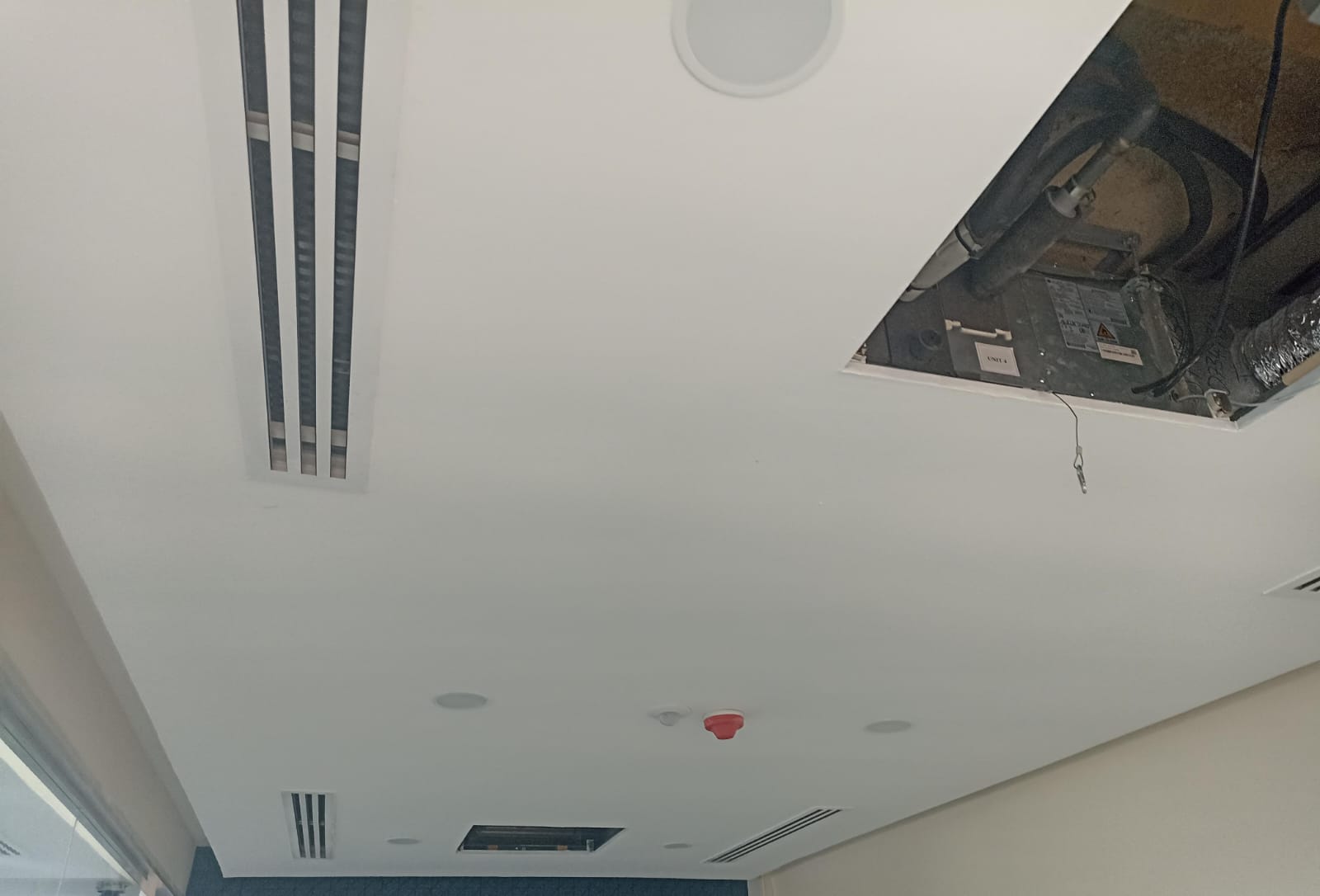 Ducted Air Conditioning — Concealed ceiling units & diffusers — office